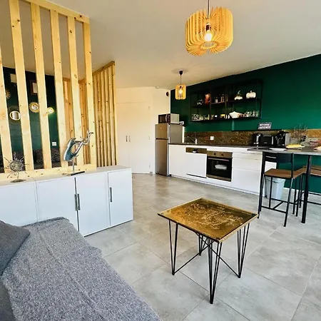 L'Emeraude Au Soleil Studio Avec Coin Nuit Dans Residence Sur La Plage Le Grau-du-Roi Extérieur photo